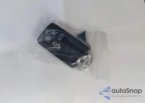 2013 Volvo Xc60 3.2/3.2 Platinum/3.2 Premier/3.2 Premier Plus from USA, damaged, VIN YV4940DL1D2373927